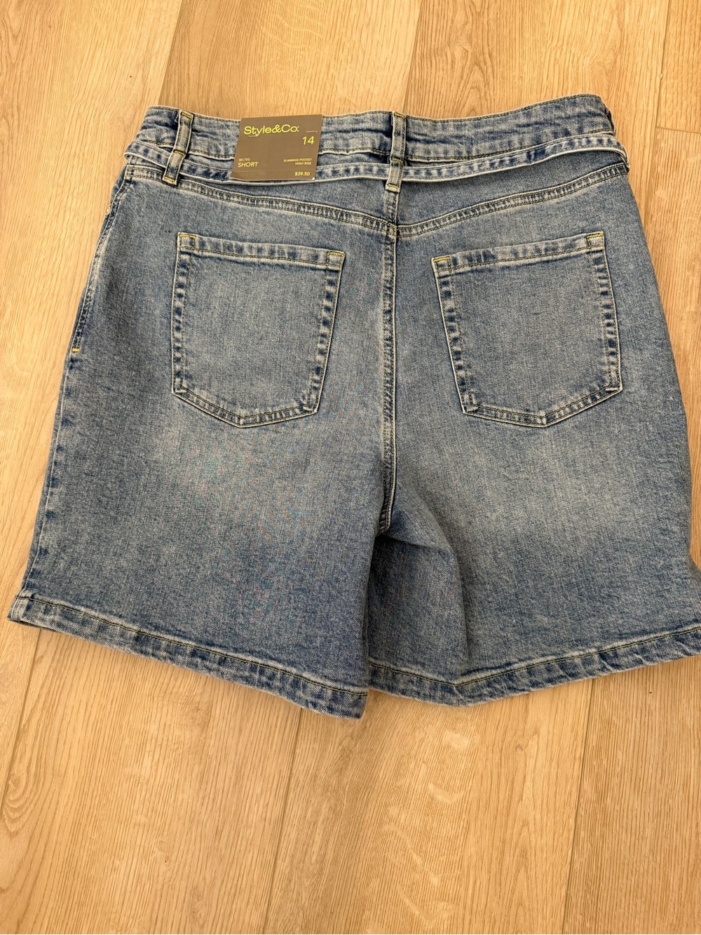 Style & Co. Blue Denim Belted Shorts NWT size 14 - Picture 5 of 6